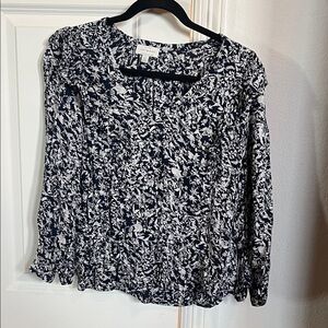 Lucky Brand Navy and White Floral Blouse